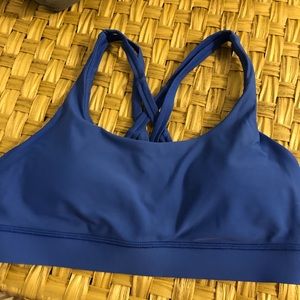 Lululemon sports bra